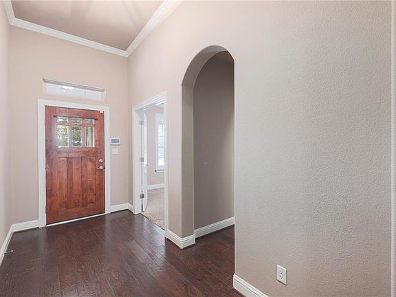 5th image of 2727 Grand Oaks Loop