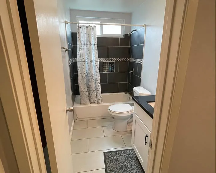 223 N Palo Cedro Dr — Photo 6