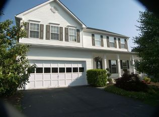 703 Randi Dr SE, Leesburg, VA 20175