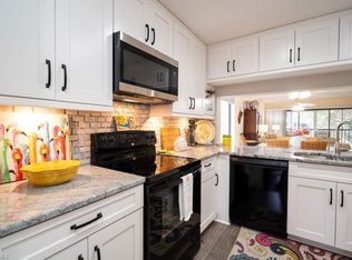 1200 Commonwealth Cir #H-201, Naples, FL 34116