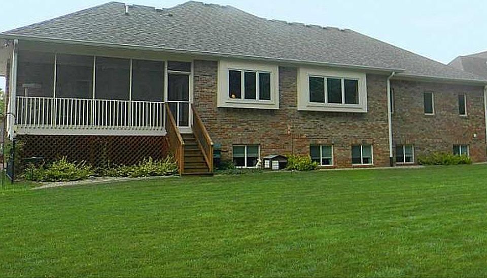 2nd image of 7281 Rooses Dr