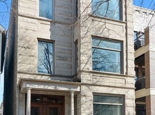 3323 N Kenmore Ave, Chicago, IL 60657