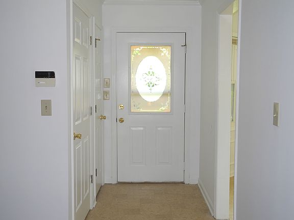 3rd image of 6317 Ivy Springs Dr