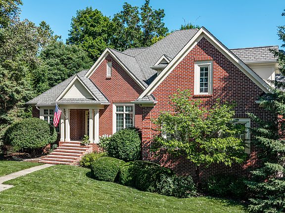 3rd image of 4328 Heyward Ln