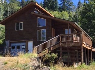 9219 Yachats River Rd, Yachats, OR 97498