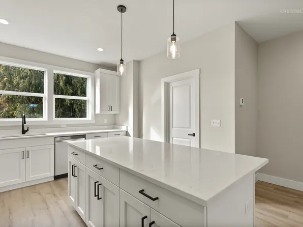 4243-4233 Verda Ln NE #4243-4233, Salem, OR 97303