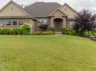 601 Black Wolf Loop, Columbia, MO 65201