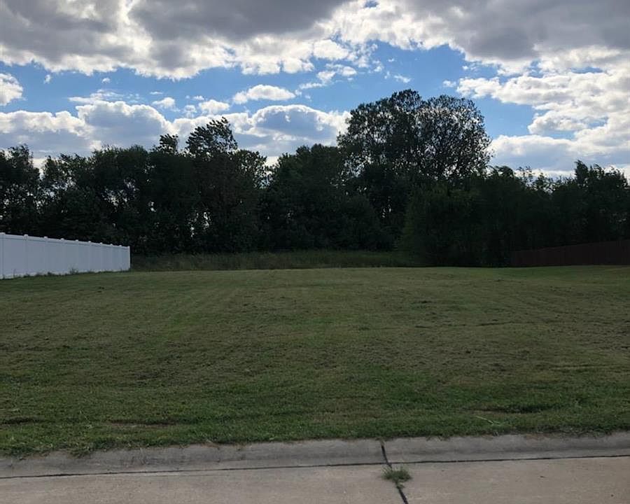1st image of 117 Shawnee Dr