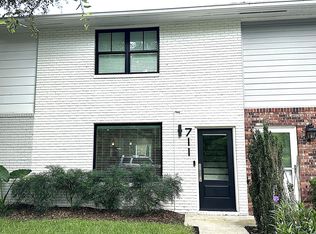 711 Center St, Mount Pleasant, SC 29464