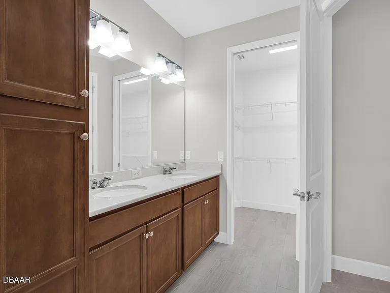109 Salt Shaker St — Photo 14