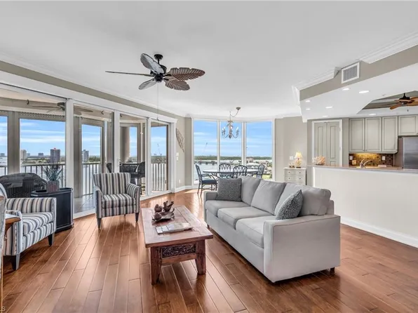 4137 Bay Beach LN #585, FORT MYERS BEACH, FL 33931