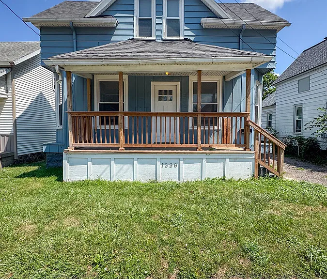 1338 Alpine Ave NW — Photo 47
