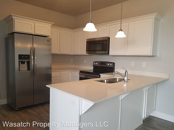 5th image of 14483 S Selvig Way Unit B301