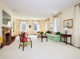 25 Sutton Place 3RDFLOOR image 1 of 8