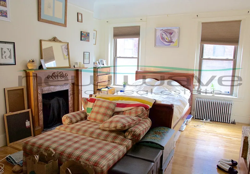 589 Beacon St #15
