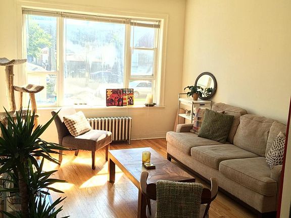 2nd image of 1700 N Richmond St APT 102