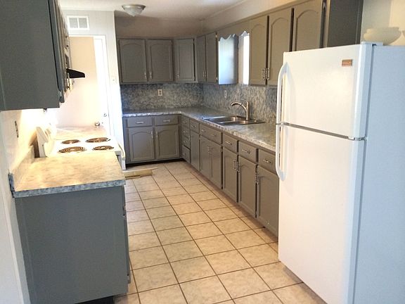 Lots of countertop space