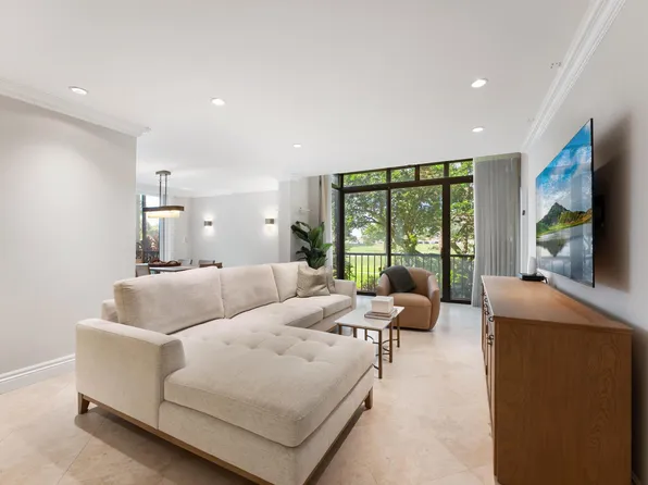 6895 Willow Wood Drive #1011, Boca Raton, FL 33434