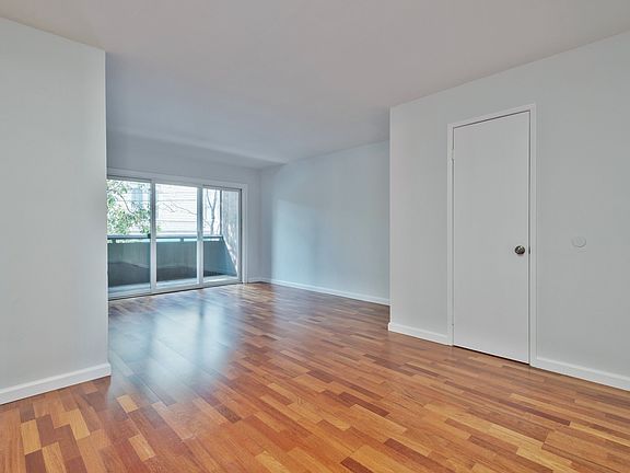 3380 20th St #202 - (12).jpg