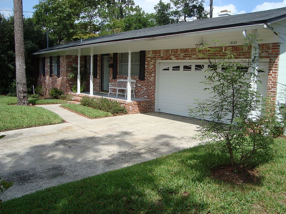 1st image of 10255 Colonial Ct N