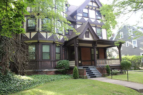 13 S Goodman St #7 Photo 1