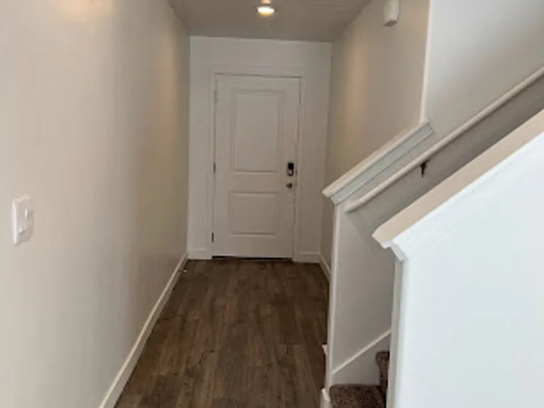 2943 W Ezra Dr — Photo 3