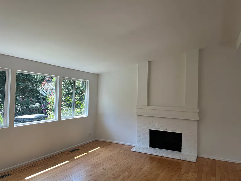 3524 170th Ave NE — Photo 3