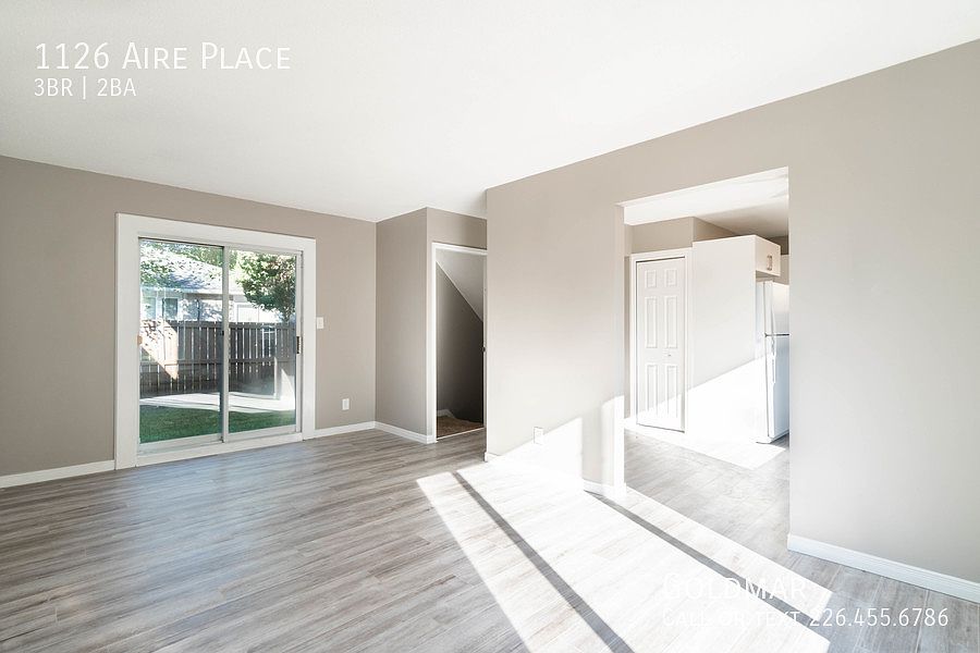 1st image of 1126 Aire Pl