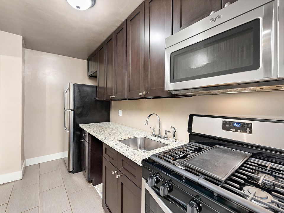 1st image of 4480 Holly St #2