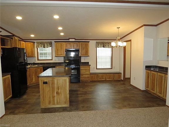 3rd image of 6385 Winterhaven Dr