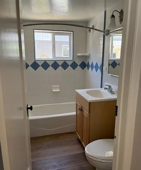 1333 1/2 Carmel St — Photo 5