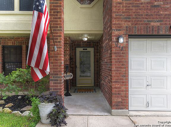 3rd image of 1648 Willow Top Dr