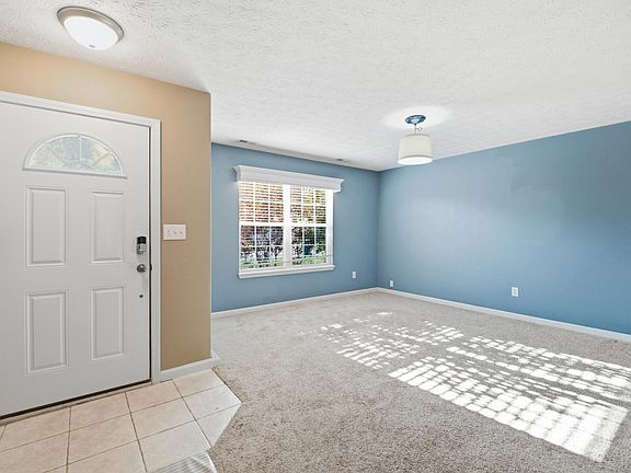 3rd image of 6106 Flintlock Dr