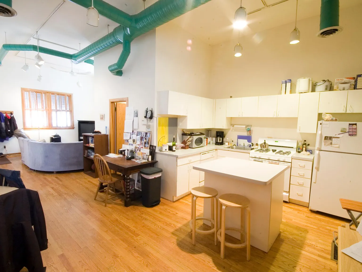 2 bed, $3,895 — Photo 3