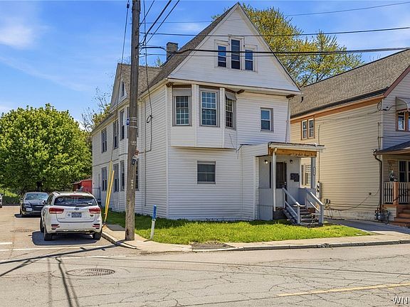 2nd image of 315 Smith St