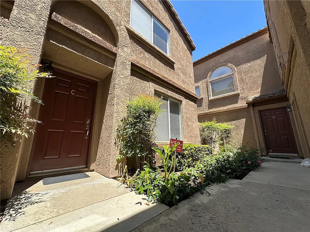 2 bed, 2.5 bath, 1152 sqft, $3,000 — Photo 4