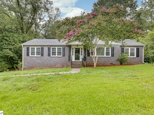 116 Corrine Dr, Greenville, SC 29607