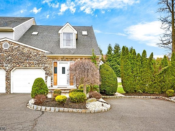 2nd image of 675 Raritan Rd #19