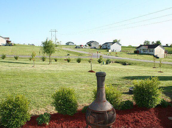 4th image of 550 Watkins Glen Way