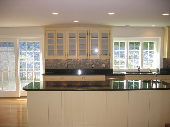 Gorgeous cabinetry