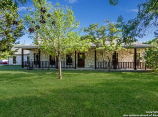 8220 Foxcross Dr, Spring Branch, TX 78070