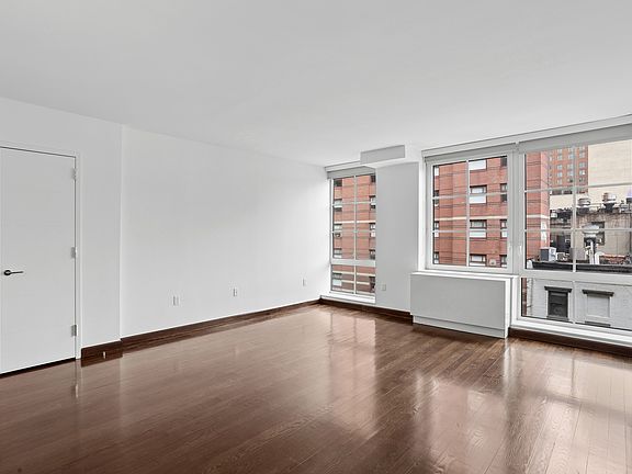 5th image of 138 E 12th St APT 5C