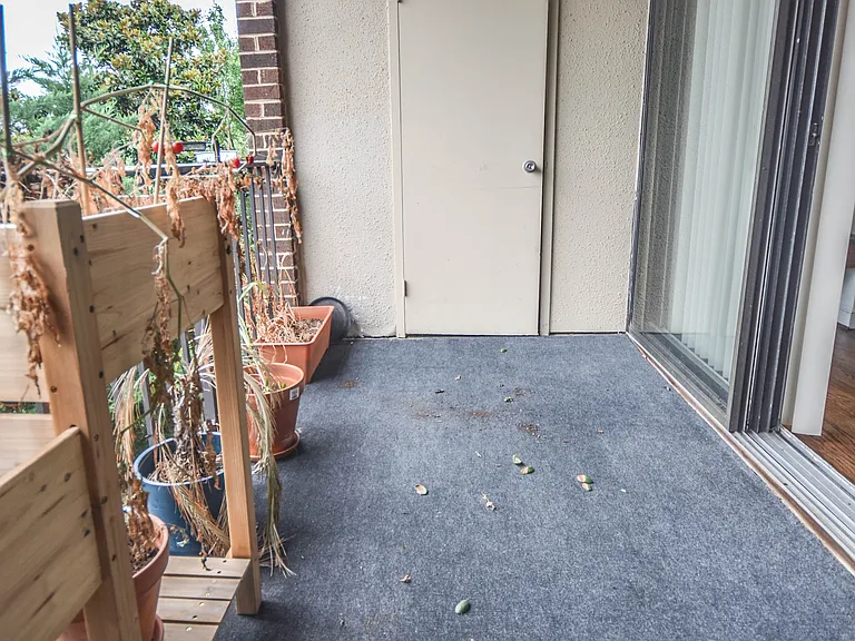 122 Roberts Ln #400 — Photo 19