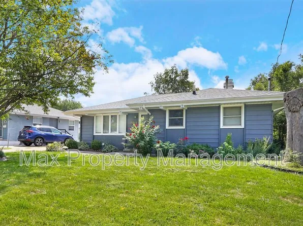 7512 Wilden Dr, Urbandale, IA 50322