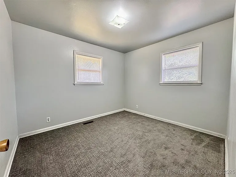 11311 E 15th Pl — Photo 23