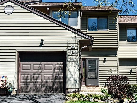 4th image of 32 Eagle Dr #E032