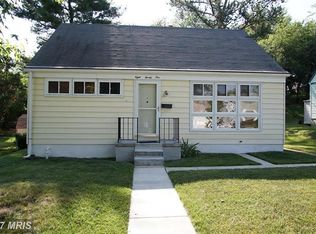 821 Cliffedge Rd, Pikesville, MD 21208