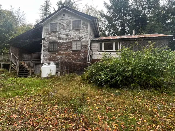 404 Bliss Pond Road, Calais, VT 05648