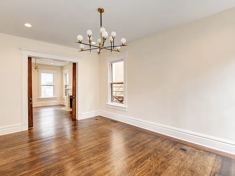 703 Franklin Ave — Photo 7