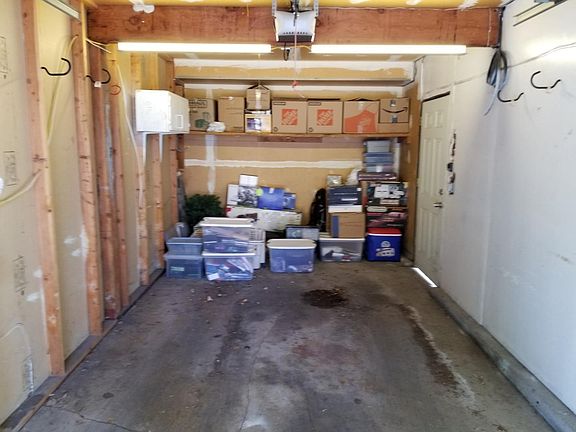Single car garage